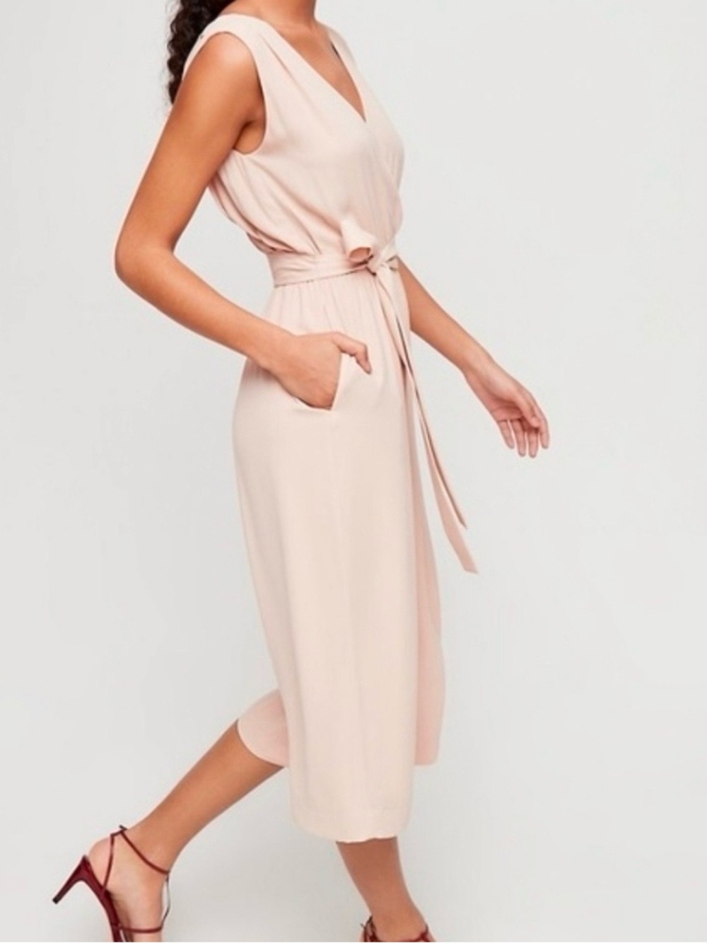 ARITZIA Babaton Maximillian Cropped Wide Leg Jumpsuit In Beige Size XS